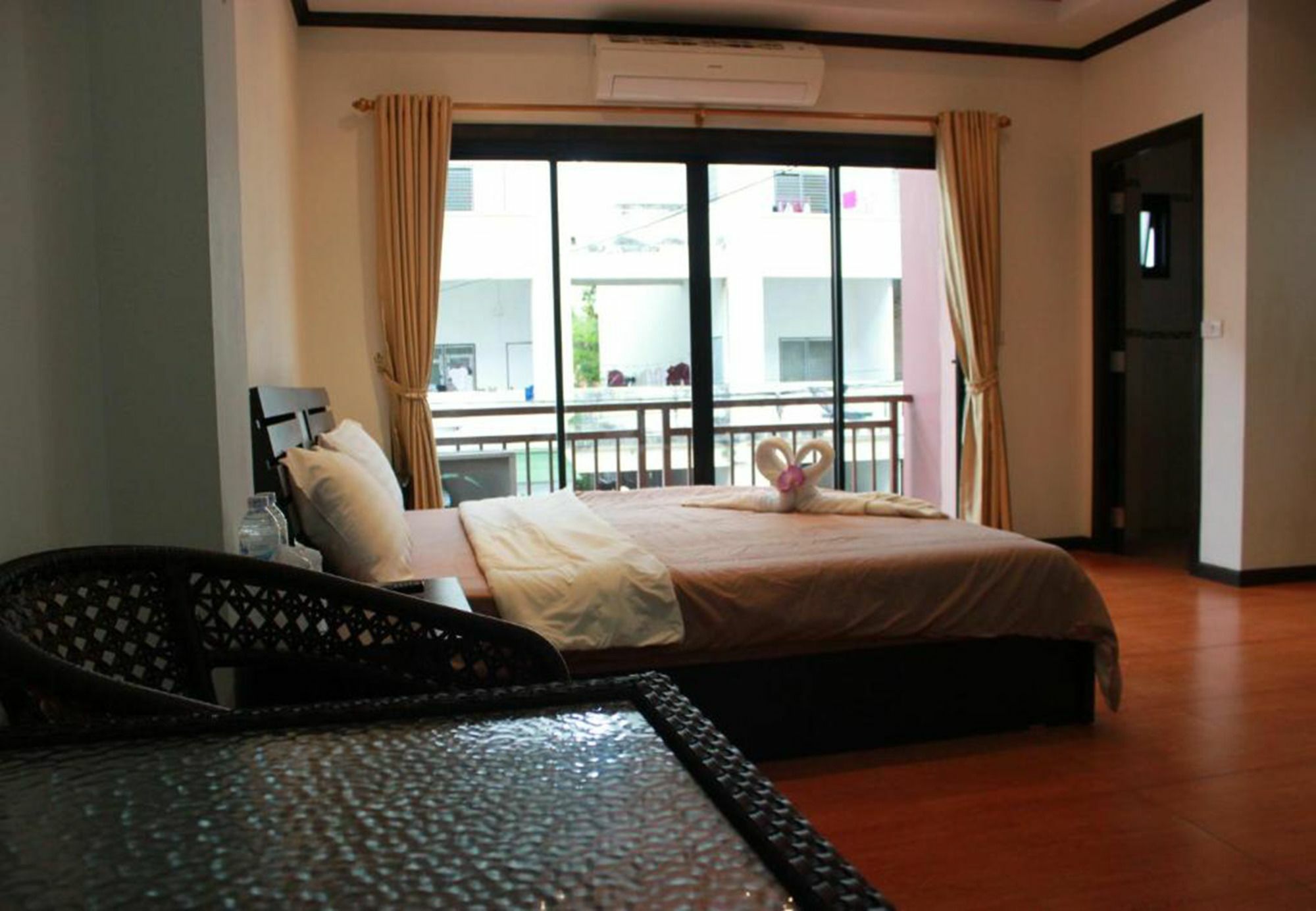 K&J Apartment Ban Nong Tabaek 외부 사진