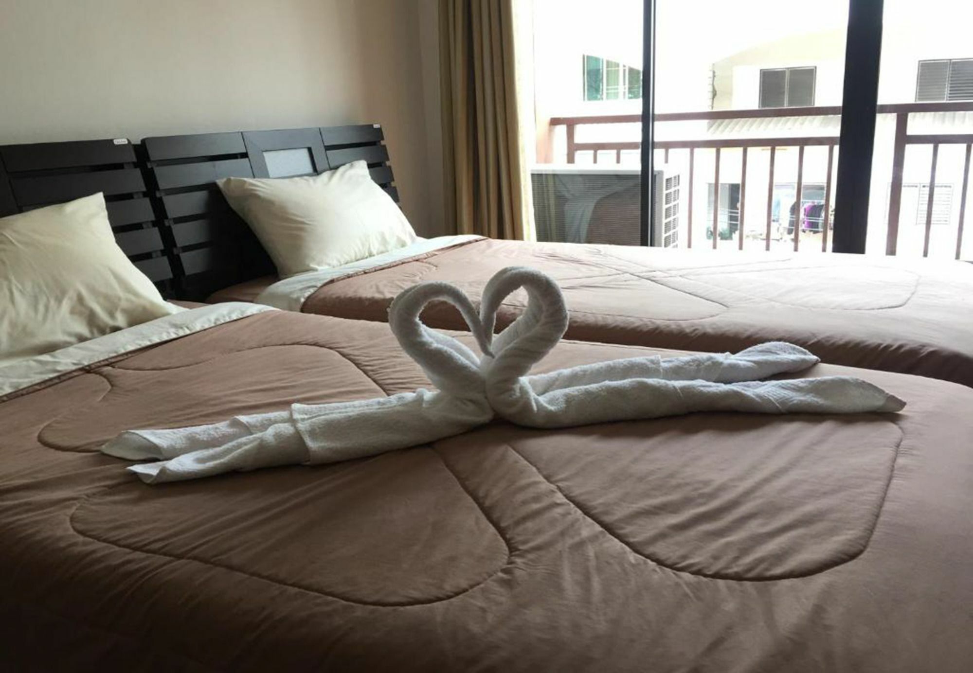 K&J Apartment Ban Nong Tabaek 외부 사진